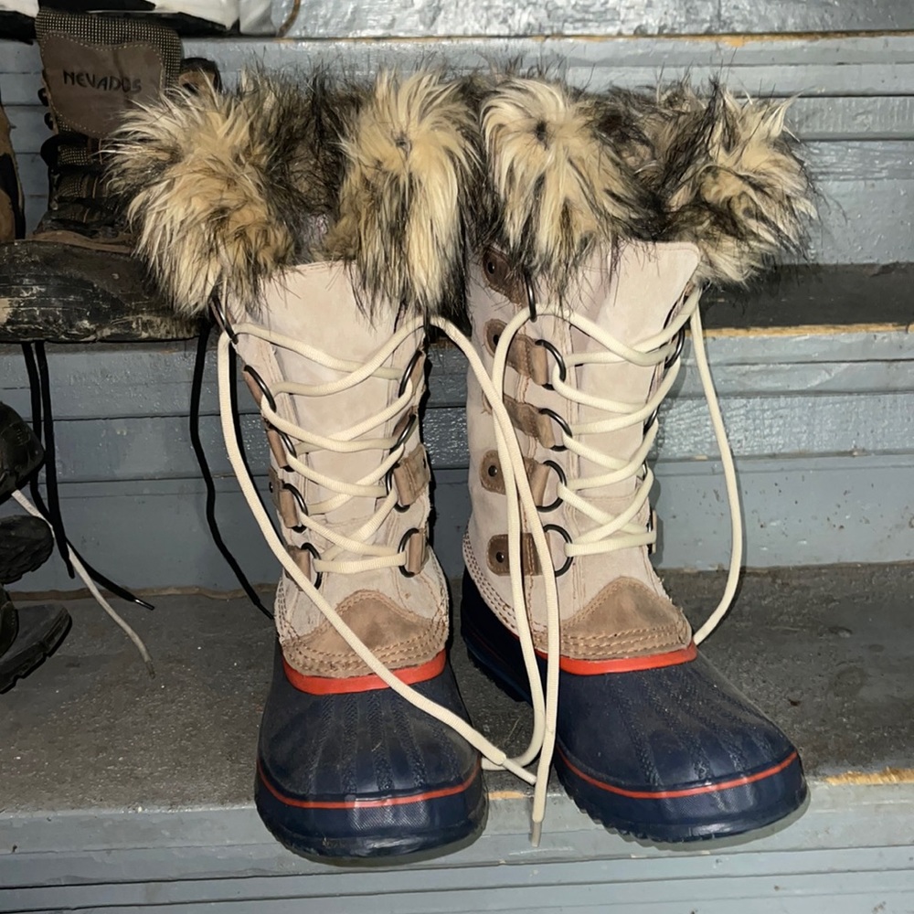 Sorel Joan of Artic snow boots